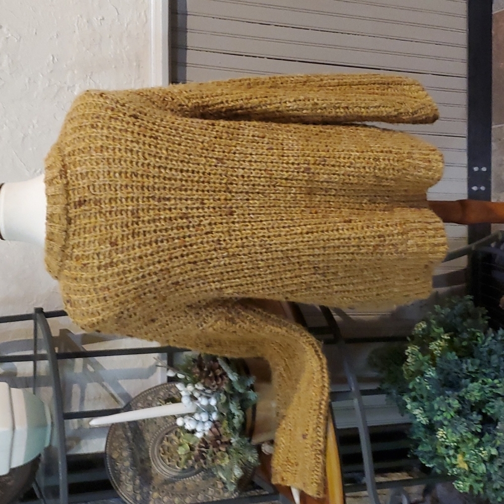 💞Universal Thread* Sweater - Picture 3 of 8